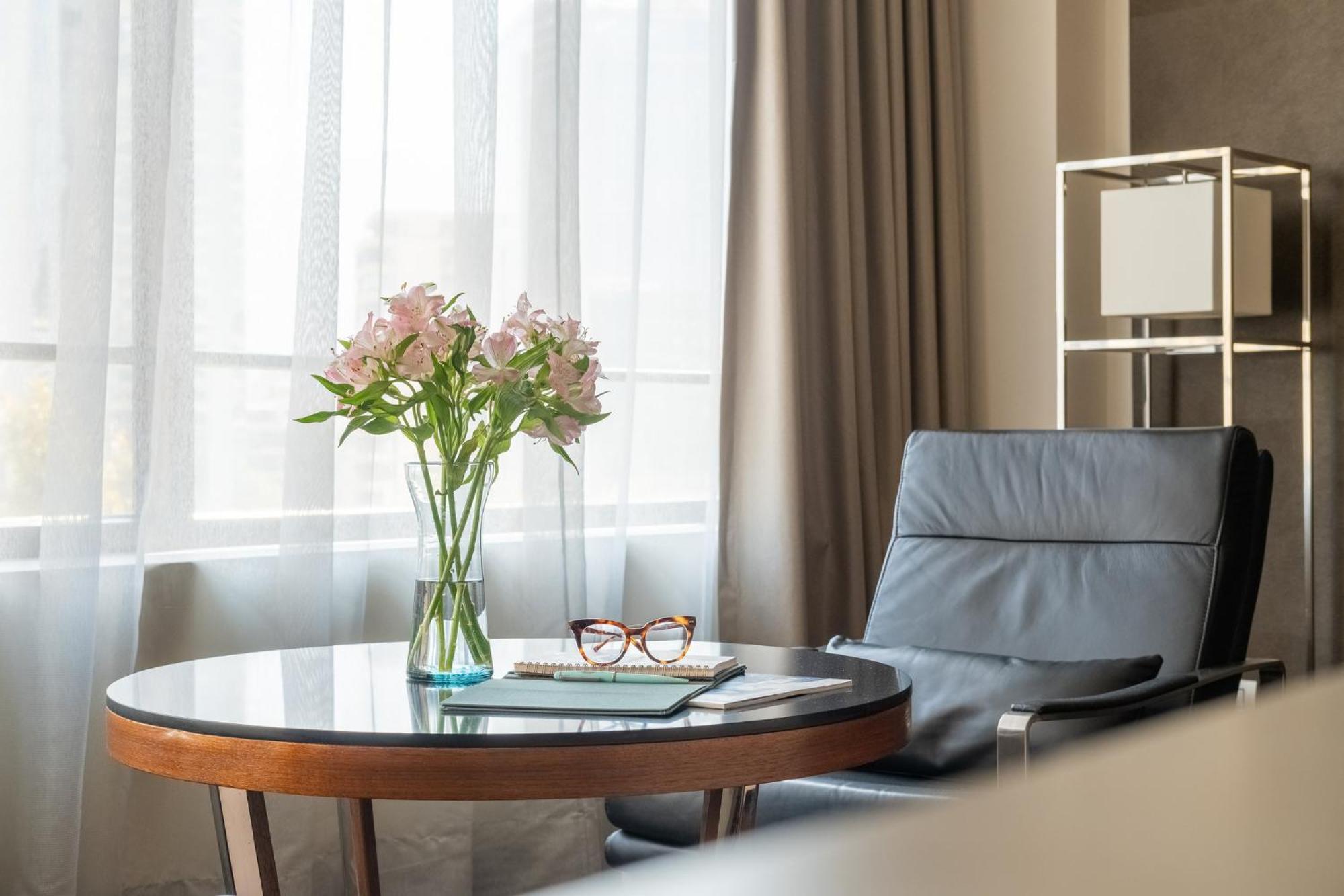 Mandarin Oriental, Santiago酒店 外观 照片 A room at the hotel