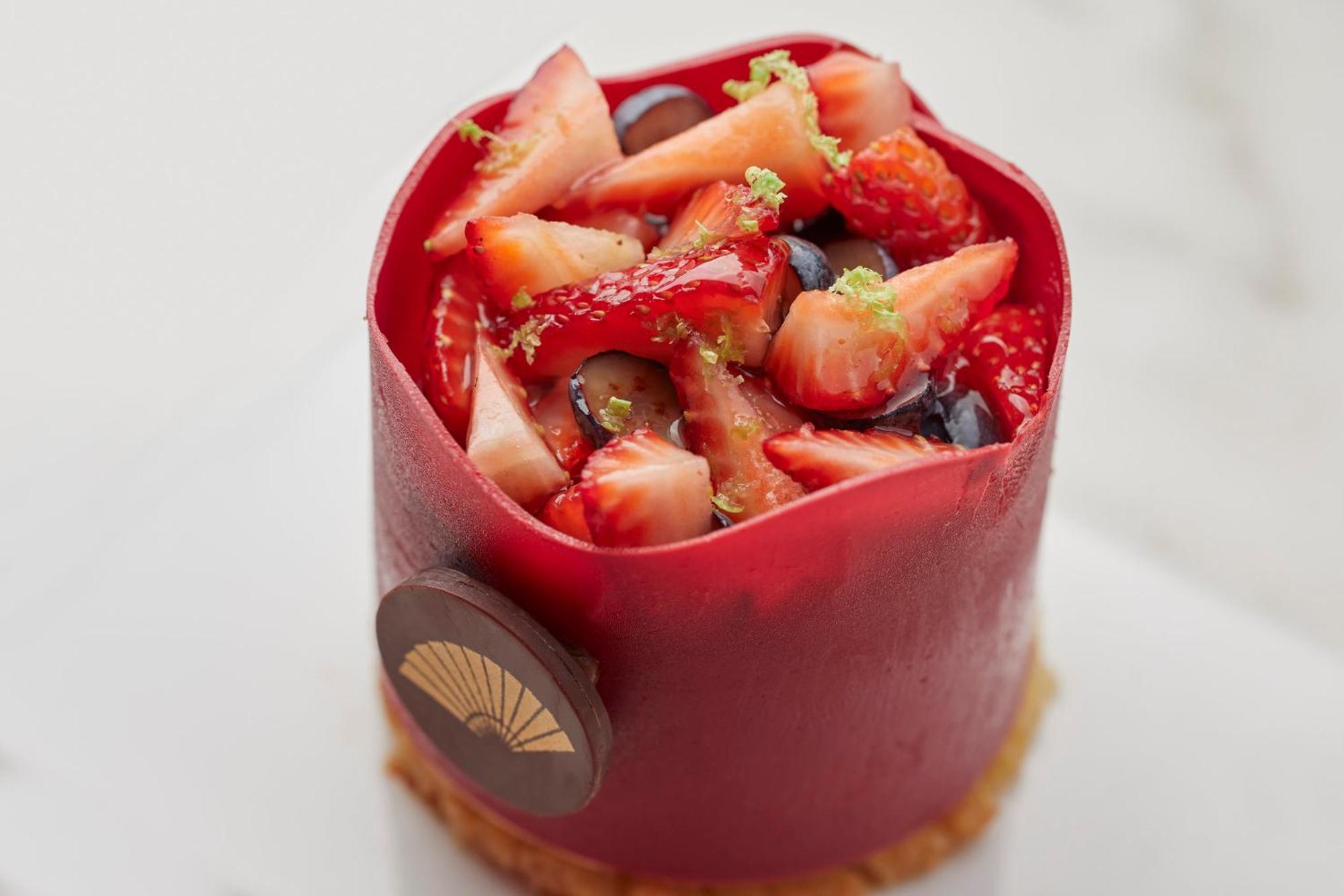 Mandarin Oriental, Santiago酒店 外观 照片 A fruit tart